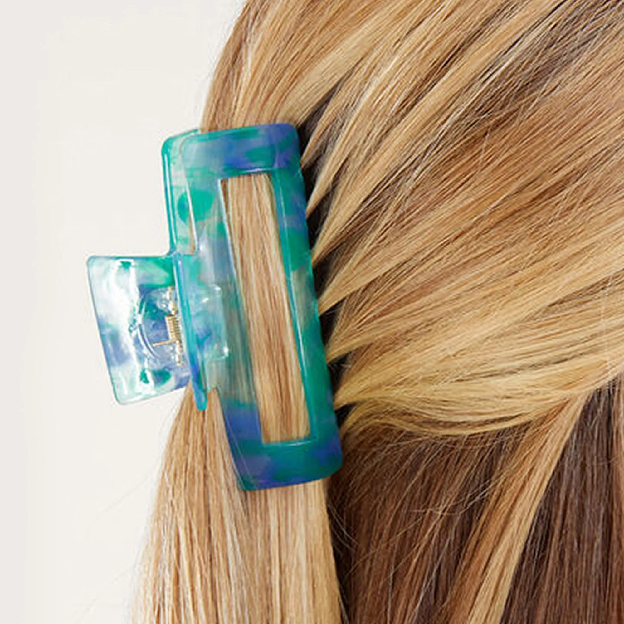 Accessorize London Rectangular Marbled Claw Clip