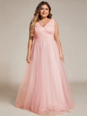 Chic Plus Size Sleeveless V-neck Lace and Tulle Bridesmaid Dress