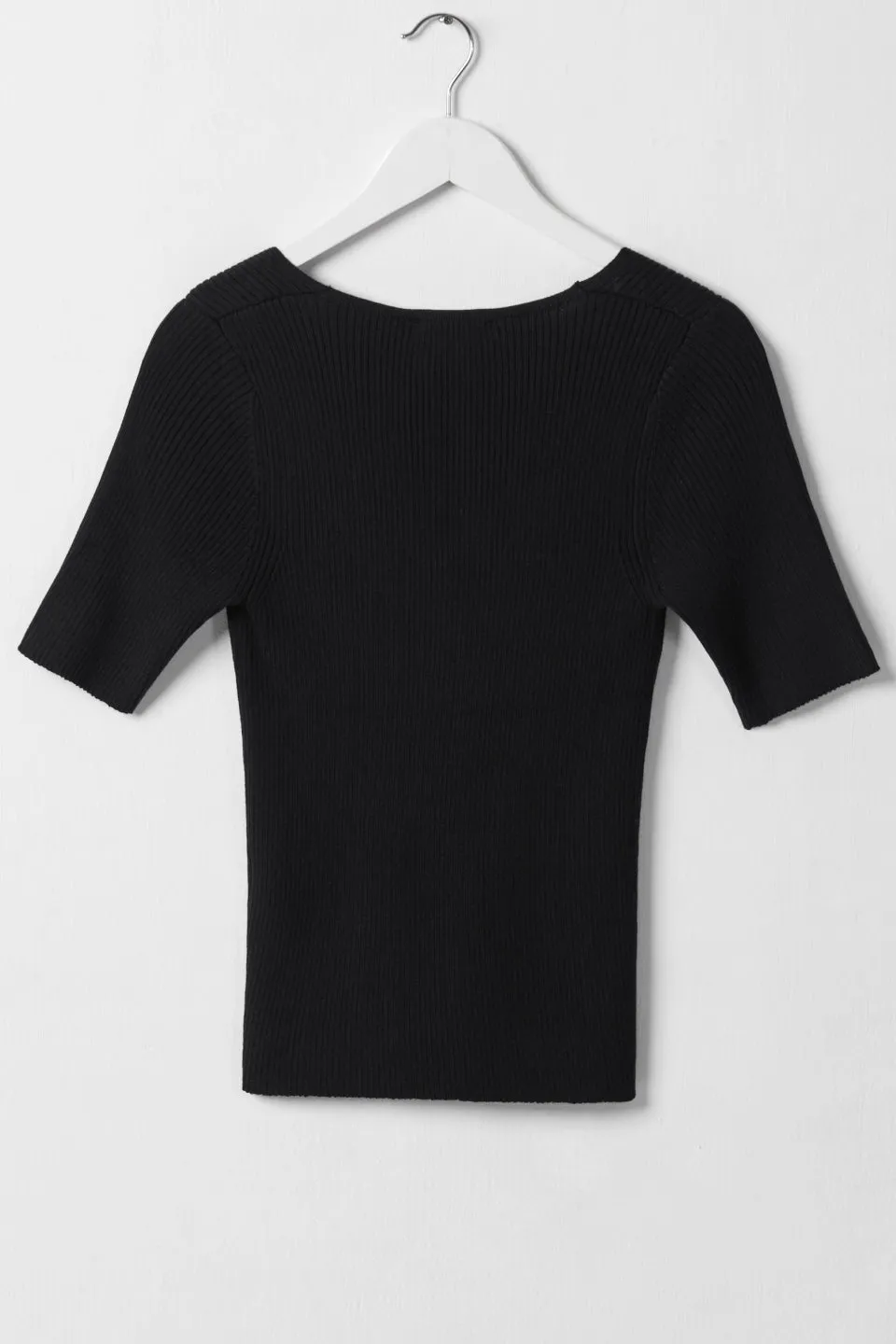 Focused Black Rib Knit Half Sleeve V Neck Top