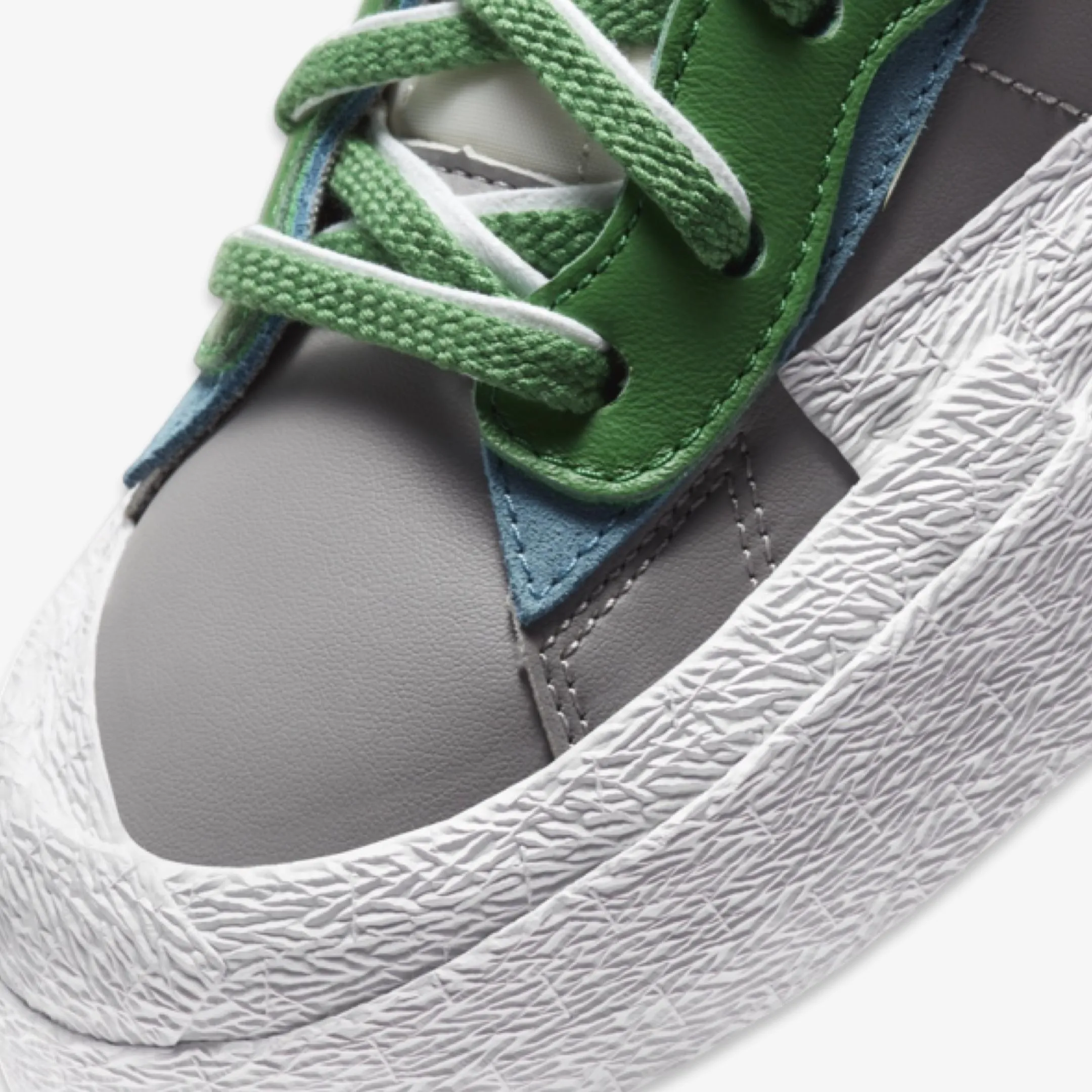 (Men's) Nike Blazer Low x Sacai 'Classic Green' (2021) DD1877-001