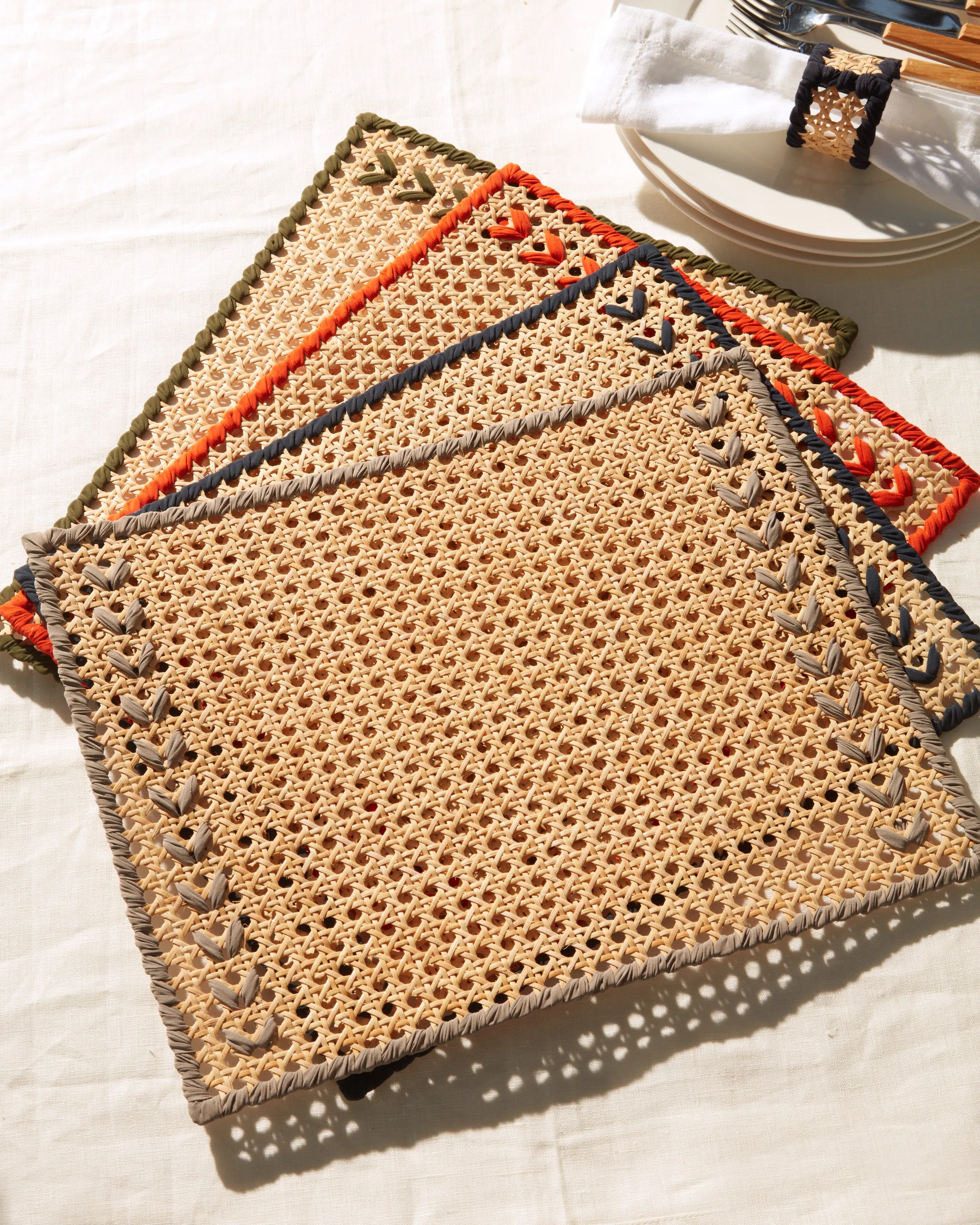 Wicker Arrow placemat set of 4